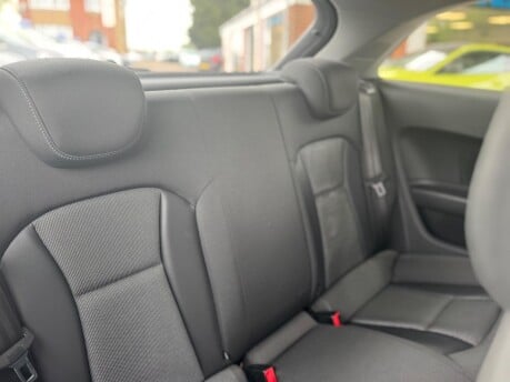 Audi A1 TFSI SPORT 30