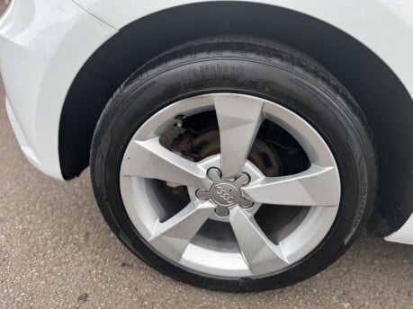 Audi A1 TFSI SPORT 15