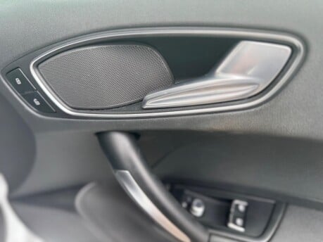 Audi A1 TFSI SPORT 19