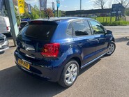 Volkswagen Polo SE 7