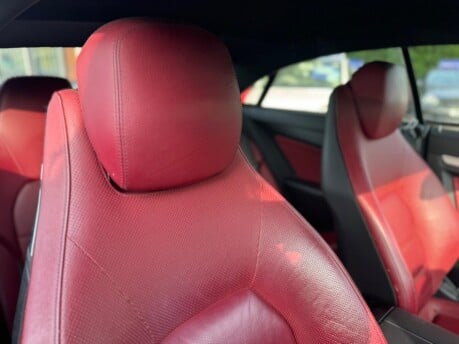 Mercedes-Benz E Class E220 BLUETEC AMG LINE 7