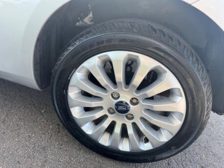 Ford Ka ZETEC 15