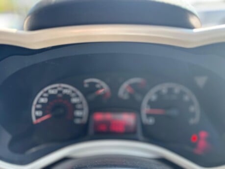 Ford Ka ZETEC 19
