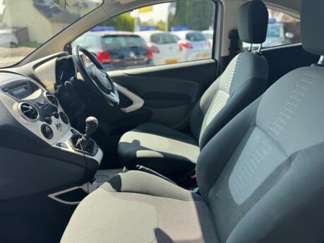 Ford Ka ZETEC 29