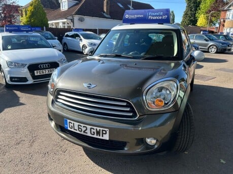 Mini Countryman COOPER D 2