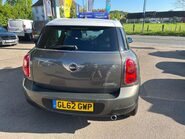 Mini Countryman COOPER D 15