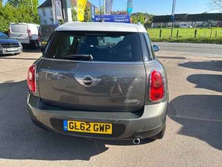 Mini Countryman COOPER D 15