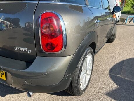 Mini Countryman COOPER D 33