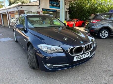 BMW 5 Series 530D SE TOURING 2