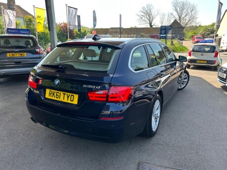 BMW 5 Series 530D SE TOURING 8