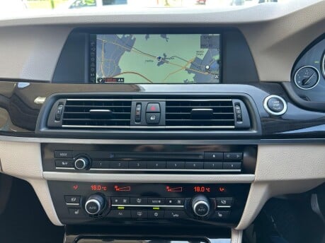 BMW 5 Series 530D SE TOURING 13