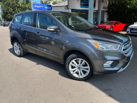 Ford Kuga ZETEC TDCI 6