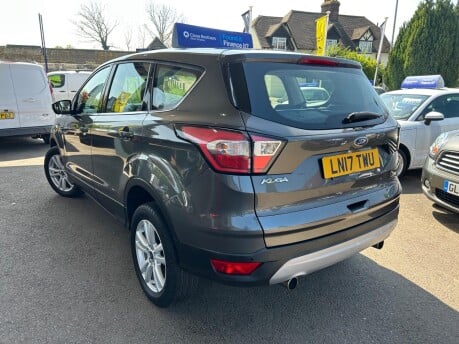 Ford Kuga ZETEC TDCI 9