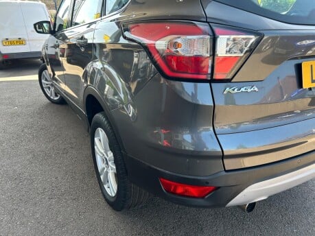 Ford Kuga ZETEC TDCI 10