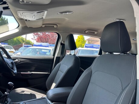 Ford Kuga ZETEC TDCI 29