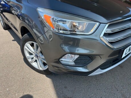 Ford Kuga ZETEC TDCI 31