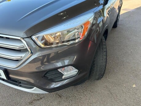 Ford Kuga ZETEC TDCI 32