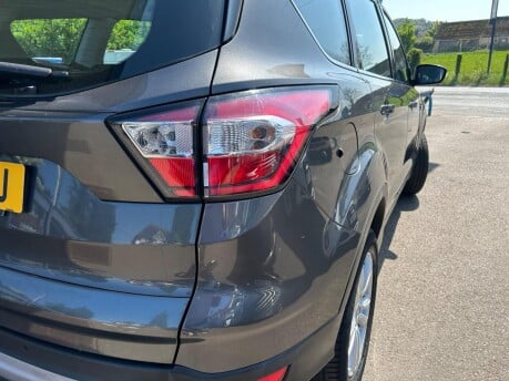 Ford Kuga ZETEC TDCI 34