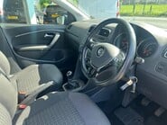 Volkswagen Polo SE TSI 8