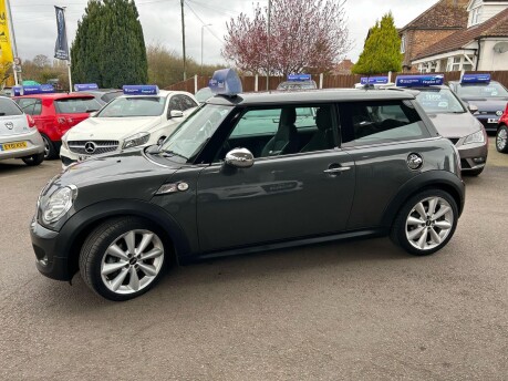 Mini Hatch COOPER SD 4