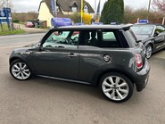 Mini Hatch COOPER SD 5