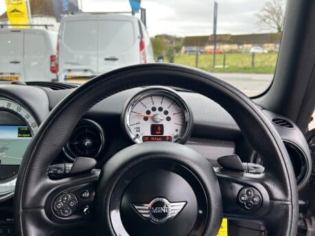Mini Hatch COOPER SD 21