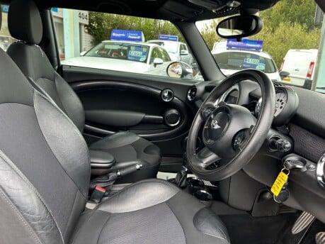 Mini Hatch COOPER SD 26