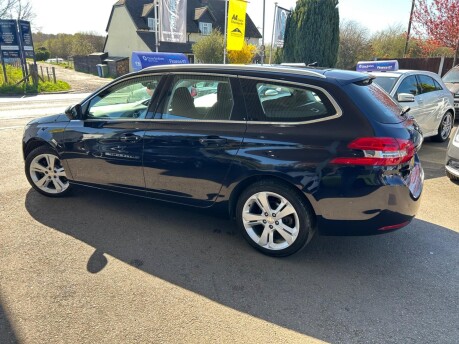 Peugeot 308 BLUE HDI S/S SW ALLURE 4