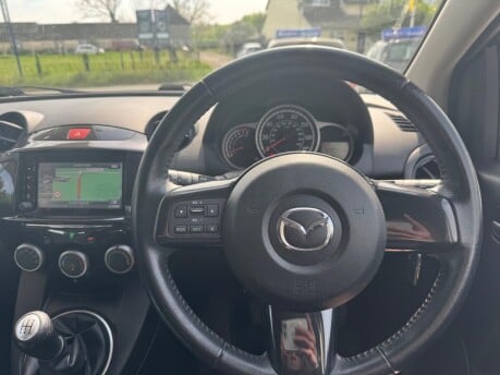 Mazda 2 SPORT VENTURE EDITION 10