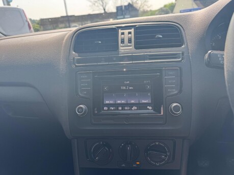 Volkswagen Polo S AC 11