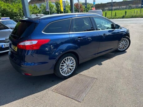 Ford Focus ZETEC 6