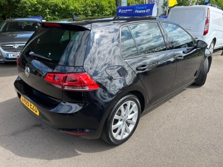Volkswagen Golf GT TDI BLUEMOTION TECHNOLOGY 17