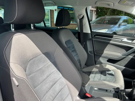 Volkswagen Golf GT TDI BLUEMOTION TECHNOLOGY 21
