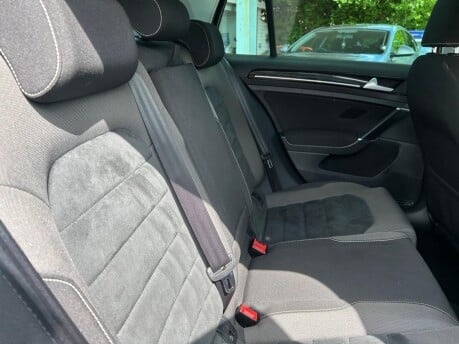 Volkswagen Golf GT TDI BLUEMOTION TECHNOLOGY 22