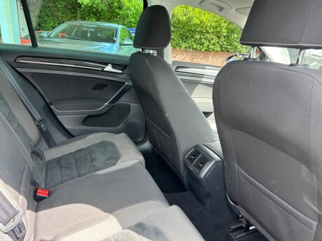 Volkswagen Golf GT TDI BLUEMOTION TECHNOLOGY 24