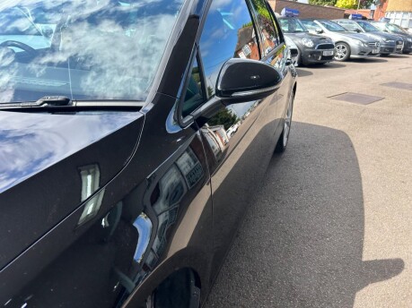 Volkswagen Golf GT TDI BLUEMOTION TECHNOLOGY 38