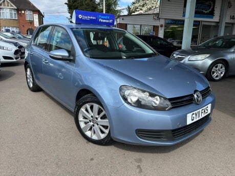 Volkswagen Golf MATCH TSI 8