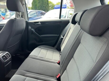 Volkswagen Golf MATCH TSI 18