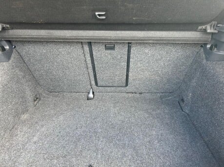 Volkswagen Golf MATCH TSI 29