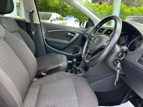Volkswagen Polo SE TSI 19