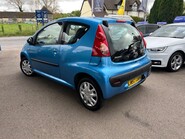 Peugeot 107 URBAN 6