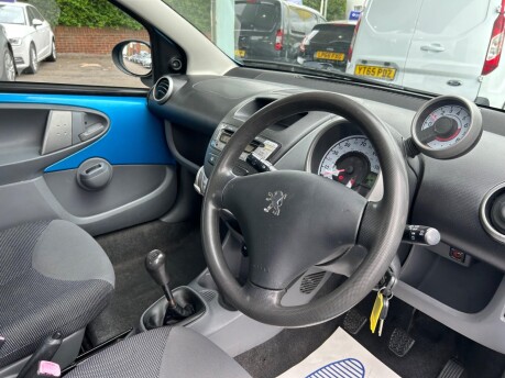 Peugeot 107 URBAN 16