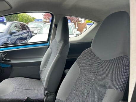 Peugeot 107 URBAN 24