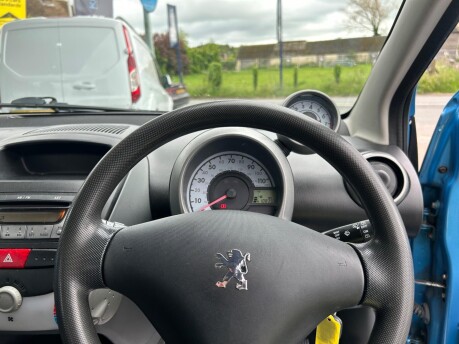 Peugeot 107 URBAN 26