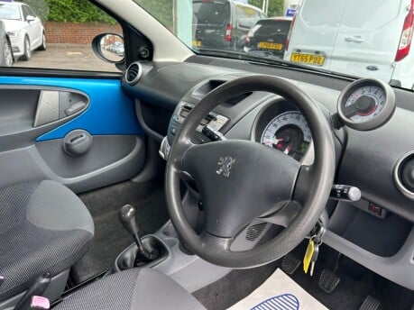 Peugeot 107 URBAN 16