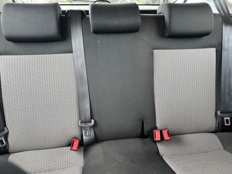 Volkswagen Polo S 8