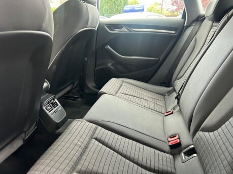 Audi A3 TDI SPORT 19