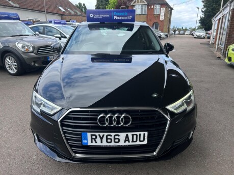 Audi A3 TDI SPORT 2