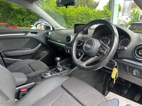 Audi A3 TDI SPORT 17