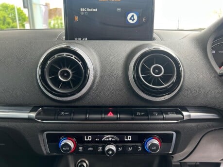 Audi A3 TDI SPORT 23